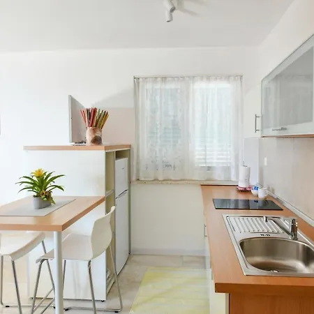 Guest house Mia In Medveja - Kvarner Region