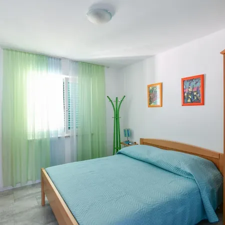 Guest house Mia In Medveja - Kvarner Region